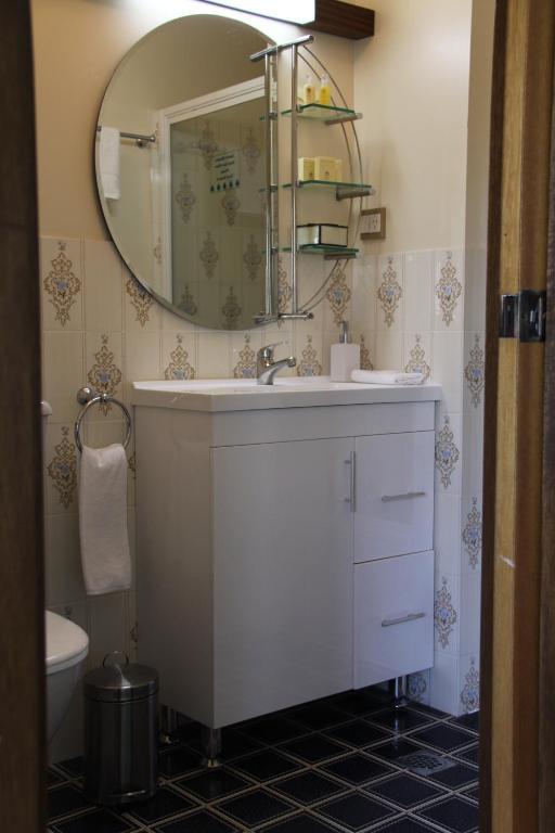 Bathurst Heights Bed & Breakfast Стая снимка