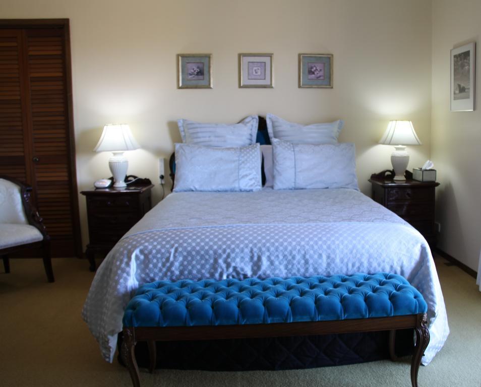 Bathurst Heights Bed & Breakfast Екстериор снимка