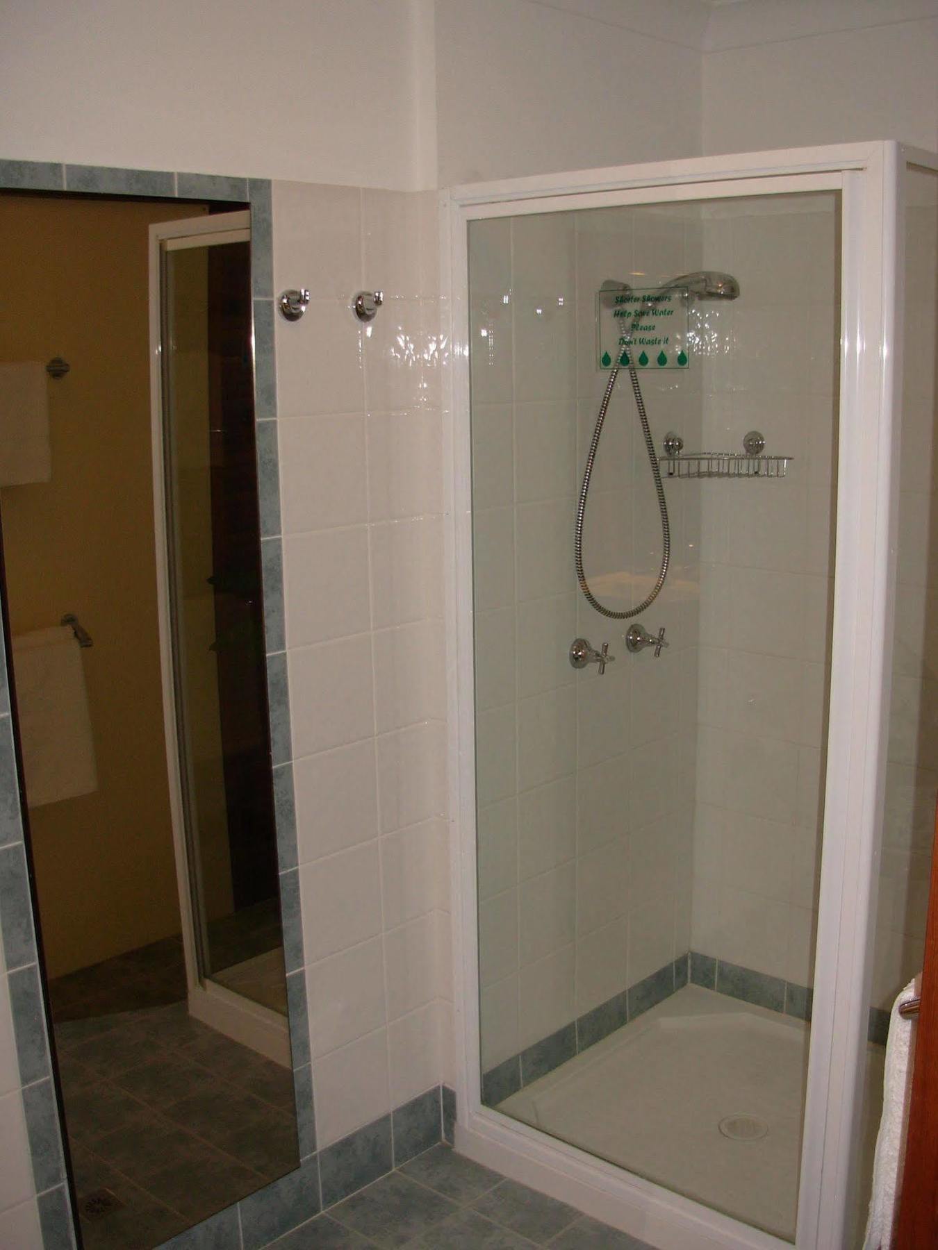 Bathurst Heights Bed & Breakfast Екстериор снимка