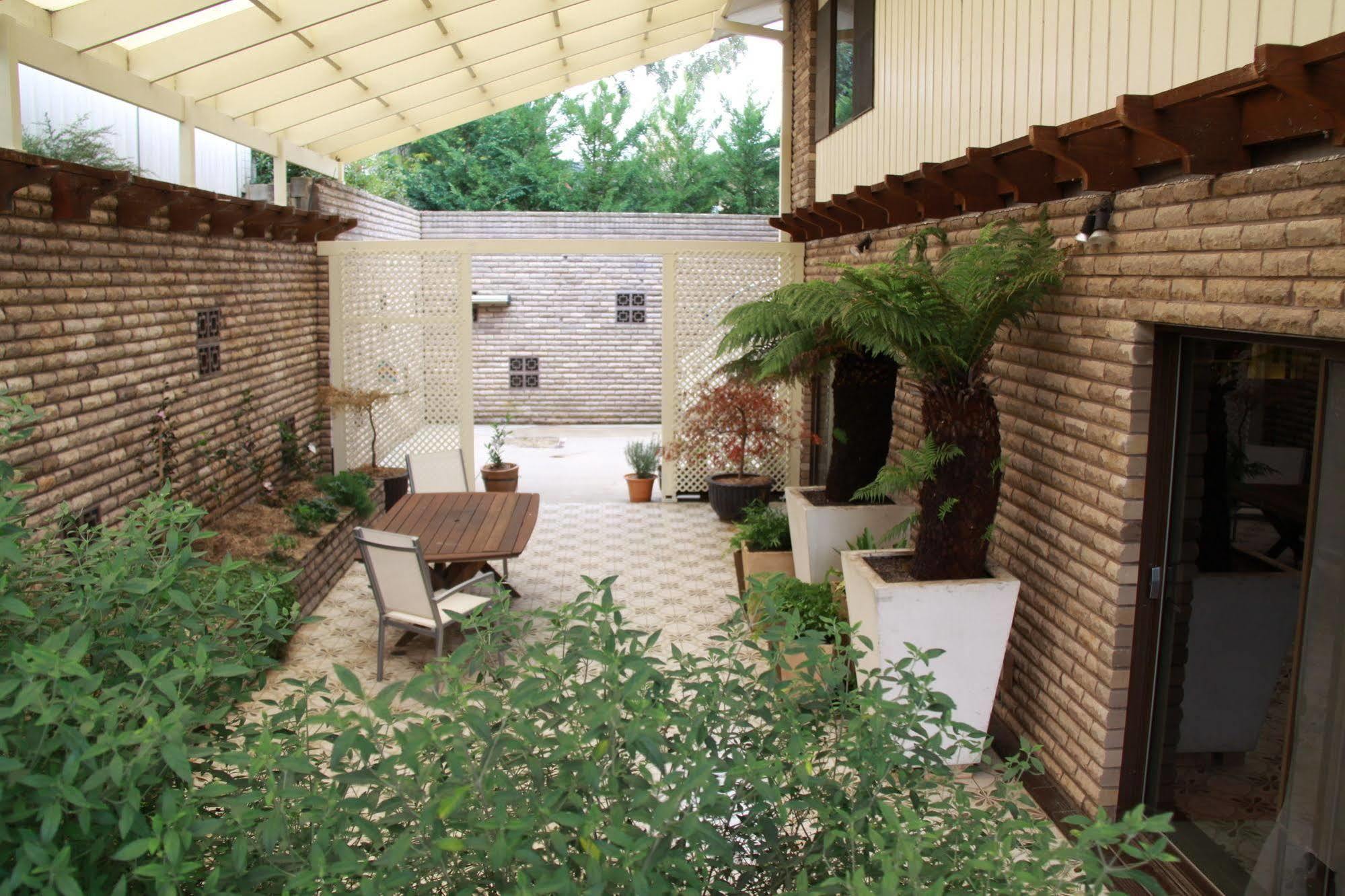 Bathurst Heights Bed & Breakfast Екстериор снимка